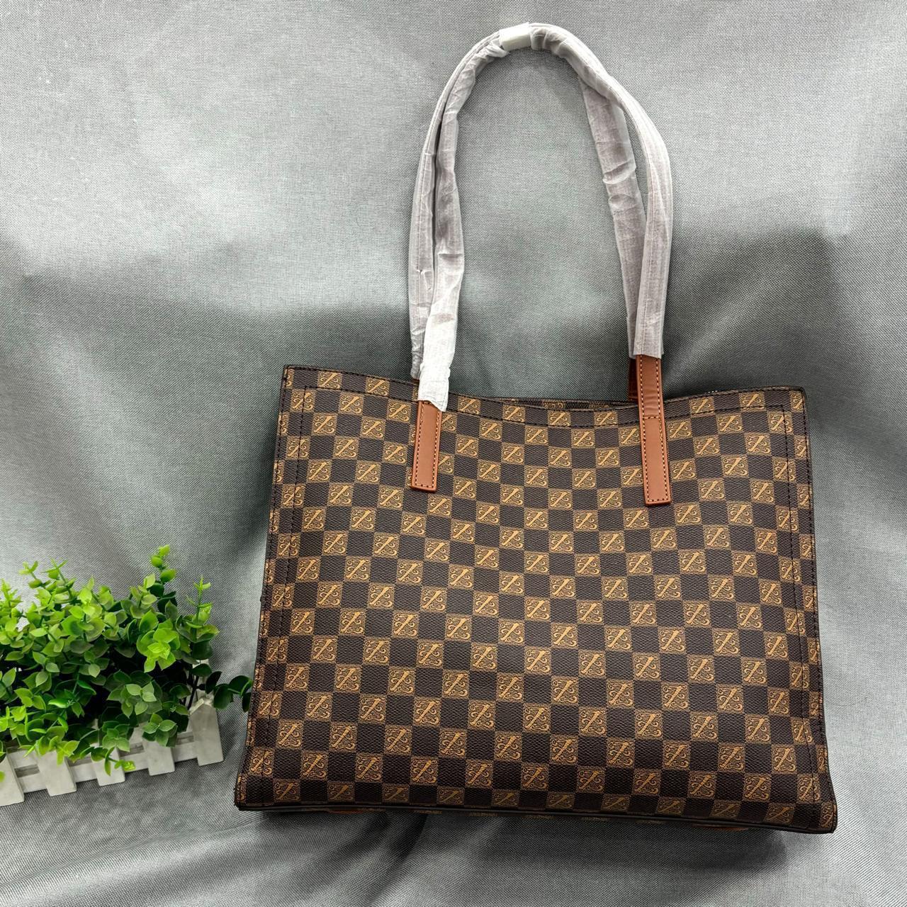 Disgner tot bag
